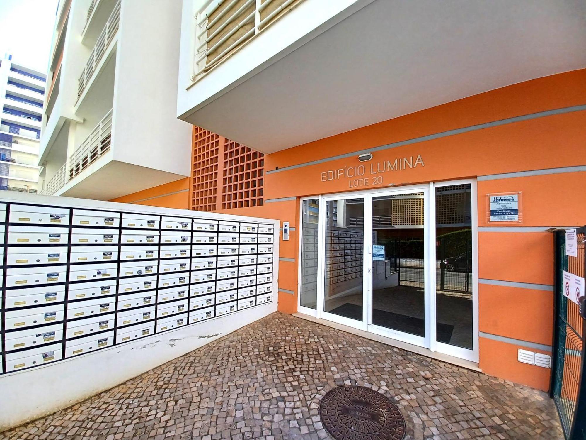 פורטימאו Edificio Lumina Sunshine Beach Apartment מראה חיצוני תמונה