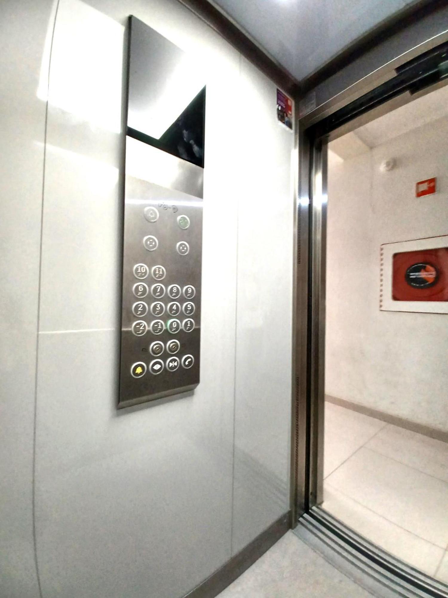 פורטימאו Edificio Lumina Sunshine Beach Apartment מראה חיצוני תמונה