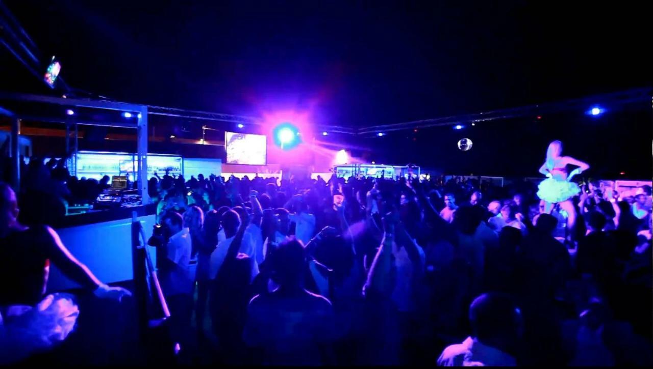 פורטימאו Edificio Lumina Sunshine Beach Apartment מראה חיצוני תמונה